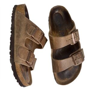 BIRKENSTOCK Arizona Oiled Leather Soft Footbed Sandals - 36 US 5